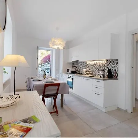 Tatil Evi Residenza Jasmine Verbania