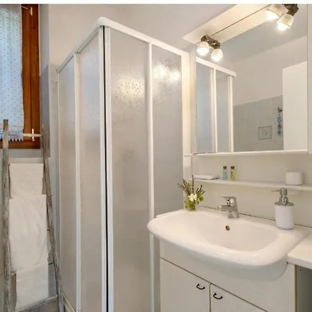 Residenza Jasmine Tatil Evi Verbania